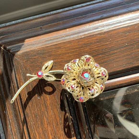 Gorgeous Sara Coventry Vintage Flower Brooch - Picture 4 of 4